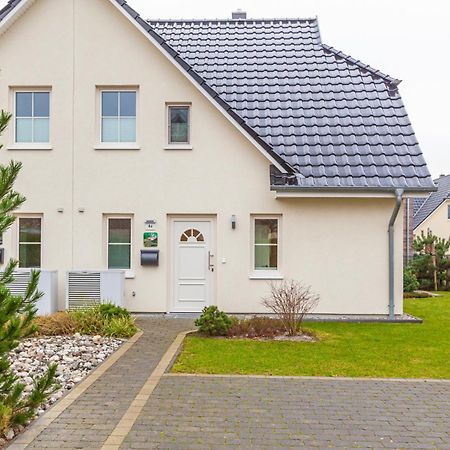 Seehase Zingst Bagian luar foto